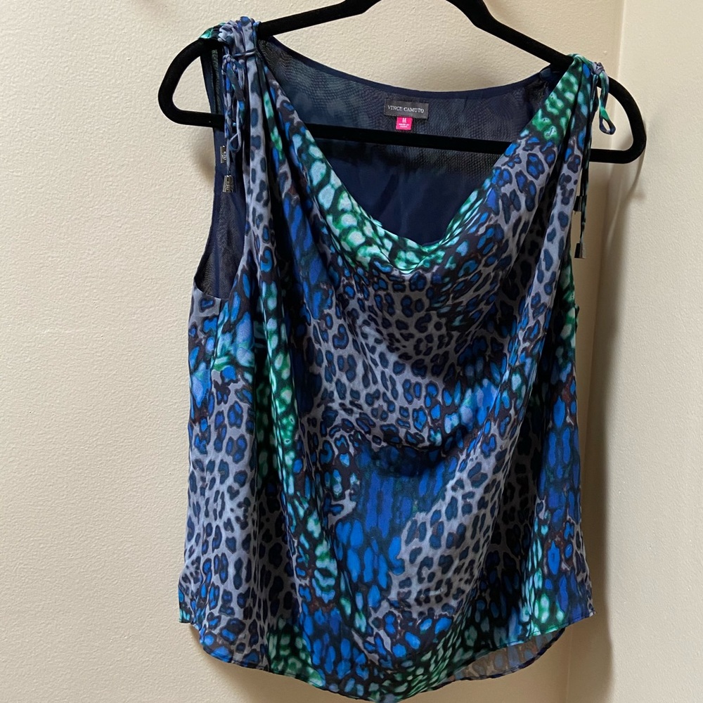 Vince Camuto sleeveless top Size Medium